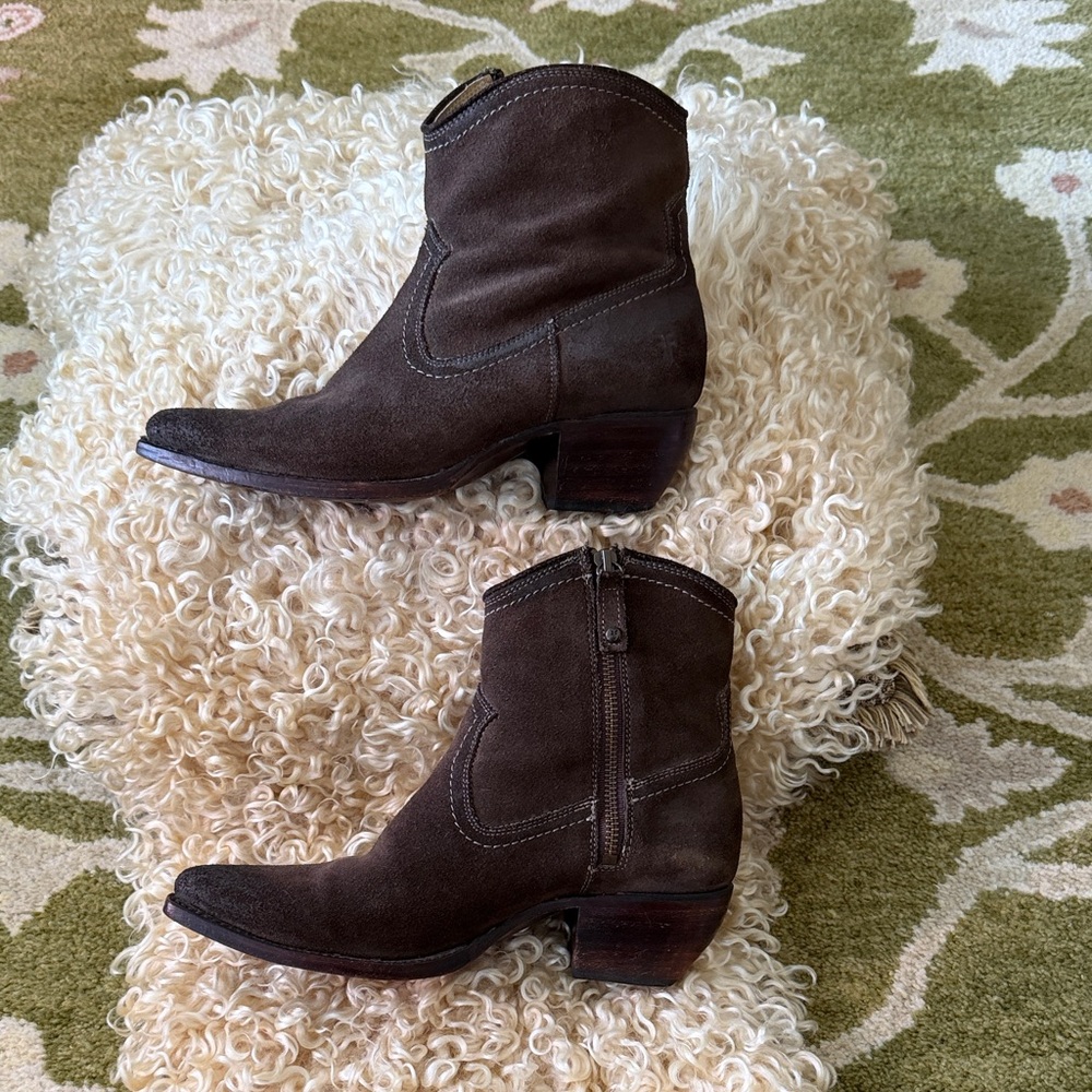 Frye Western Ankle Boot Sz 8